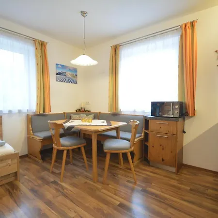 耶格尔曼努埃拉公寓 *